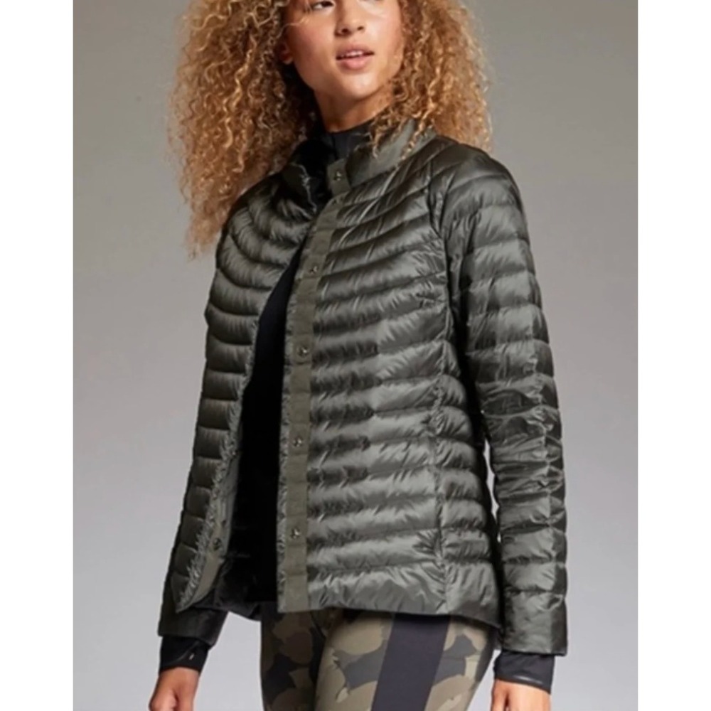 Athleta | Downkind Down Puffer Jacket in Arbor Olive Green | Sz XS